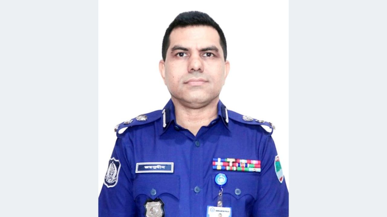 কালিগঞ্জে ছাত্রী হত্যা ও গণপিটুনিতে মৃত্যু : ঘটনাস্থল পরিদর্শনে ডিআইজি