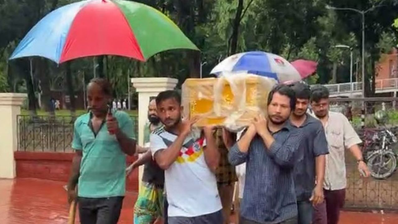 ২৫ বছর পর আহমদ ছফার কবর বুদ্ধিজীবী গোরস্থানে