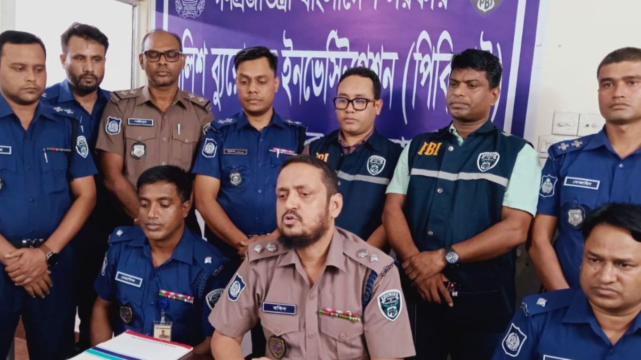 গাজীপুরে হোটেলে গৃহবধূ হত্যার রহস্য উদ্ঘাটন