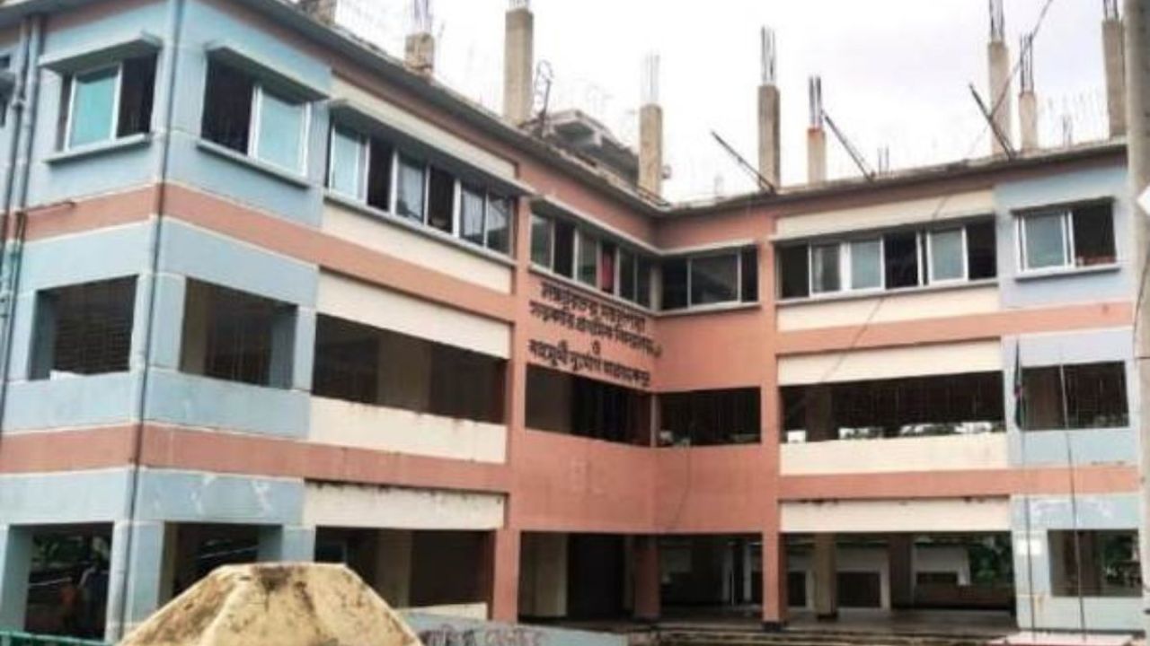 কক্সবাজারে বন্যা পরিস্থিতির উন্নতি, বাড়ি ফিরছেন মানুষ