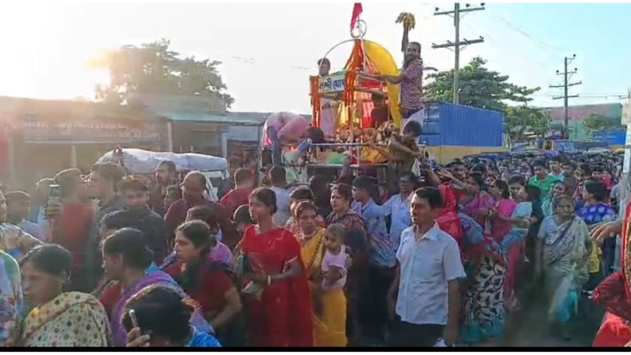 উল্টো রথযাত্রায় মুখরিত পলাশ, শেষ হলো উৎসব