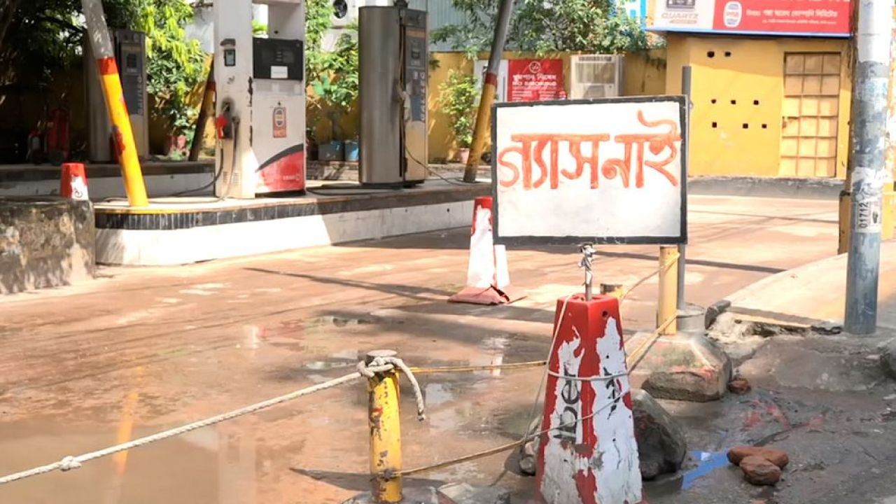 রাজধানীতে সিএনজি ফিলিং স্টেশনে তীব্র গ্যাস সংকট, বিপাকে চালকরা