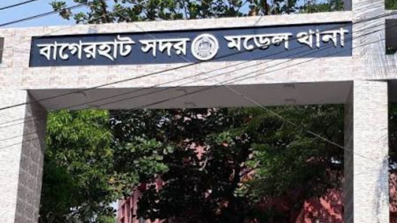 বাগেরহাটে আইনজীবীকে কুপিয়ে হত্যা