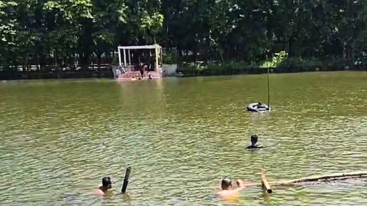 পুকুরে ডুবে কলেজছাত্রের মৃত্যু