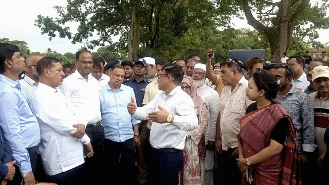 কটিয়াদীতে প্রধানমন্ত্রীর সফর ঘিরে তোড়জোড়, ভেন্যু পরিদর্শনে দুই প্রতিমন্ত্রী