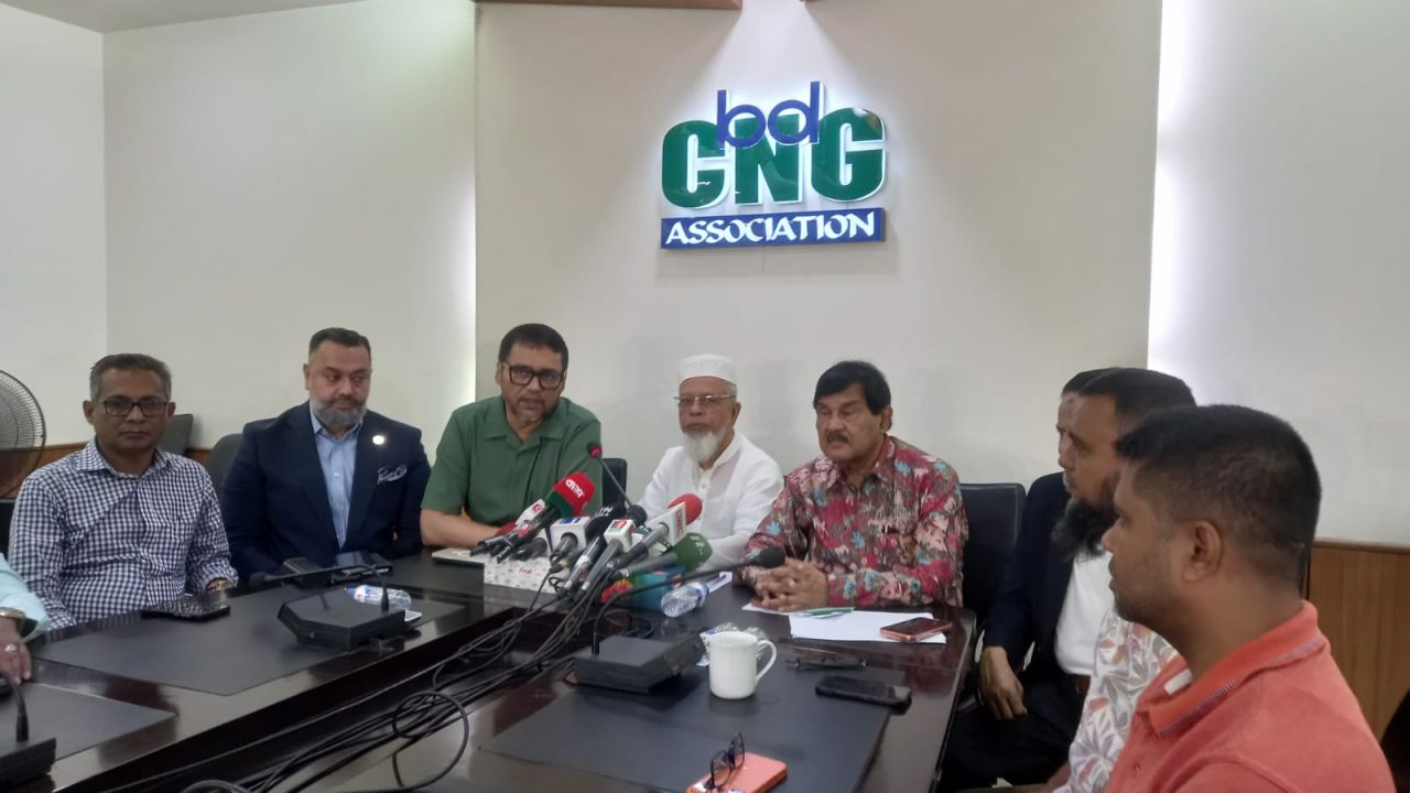ধর্মঘট প্রত্যাহার সিএনজি অ্যাসোসিয়েশনের, প্রধানমন্ত্রীর সহযোগিতা কামনা