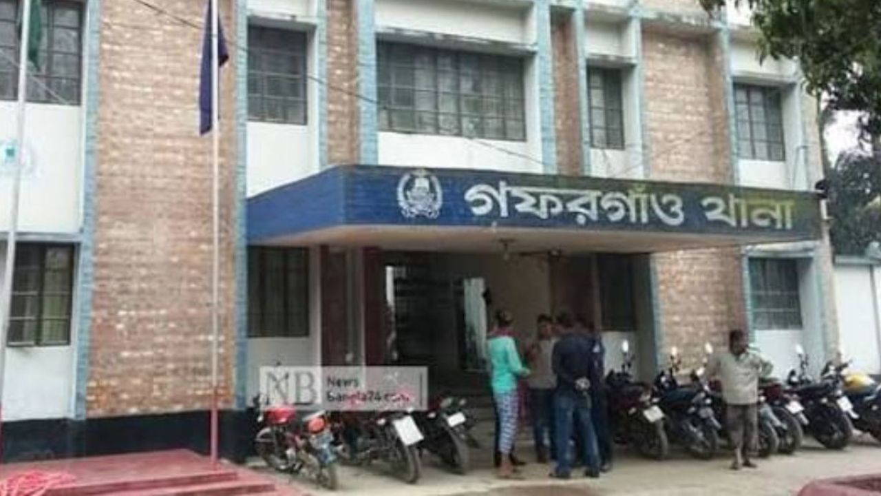 পরকীয়ার জেরে মৎস্য খামারিকে কুপিয়ে হত্যা