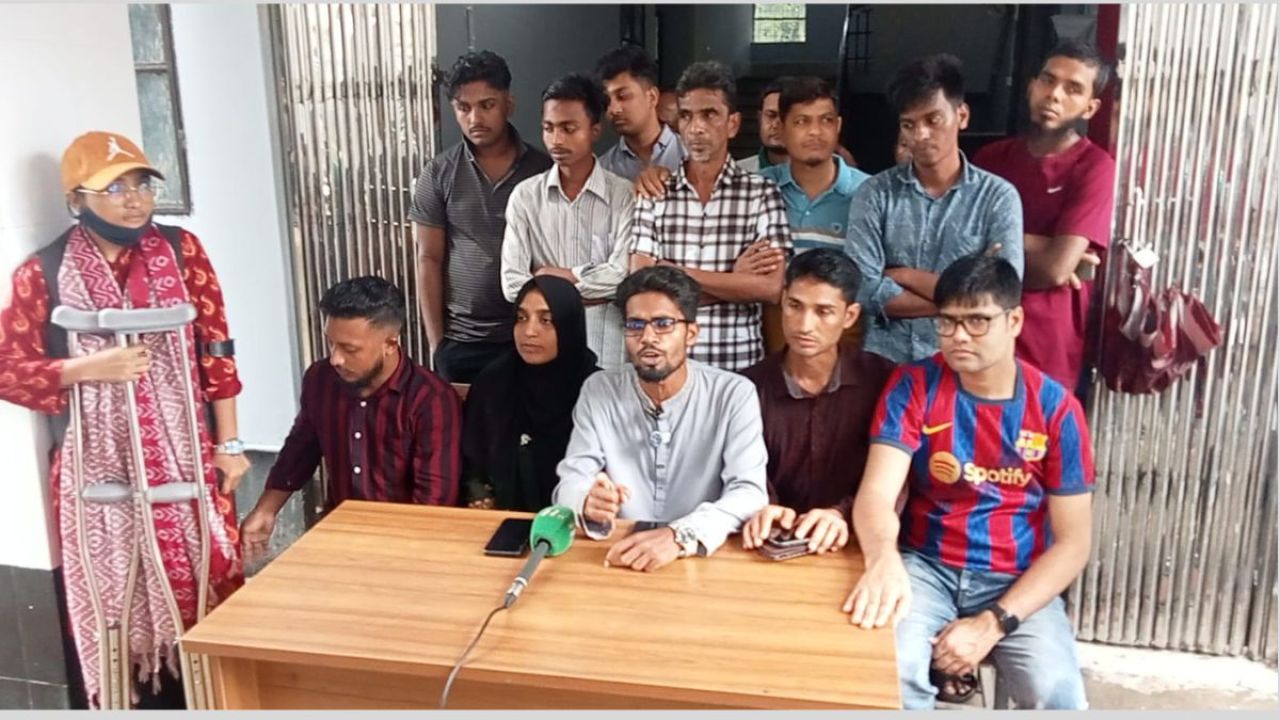 বরিশালে সিভিল সার্জনের যোগদান নিয়ে উত্তেজনা : ২৪ ঘণ্টার আল্টিমেটাম