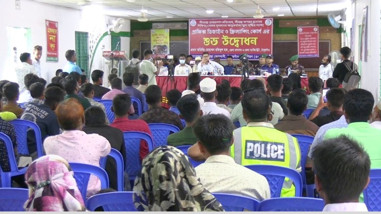 চোরাচালান ছেড়ে ফ্রিল্যান্সিং, সীমান্তে বড় বদল