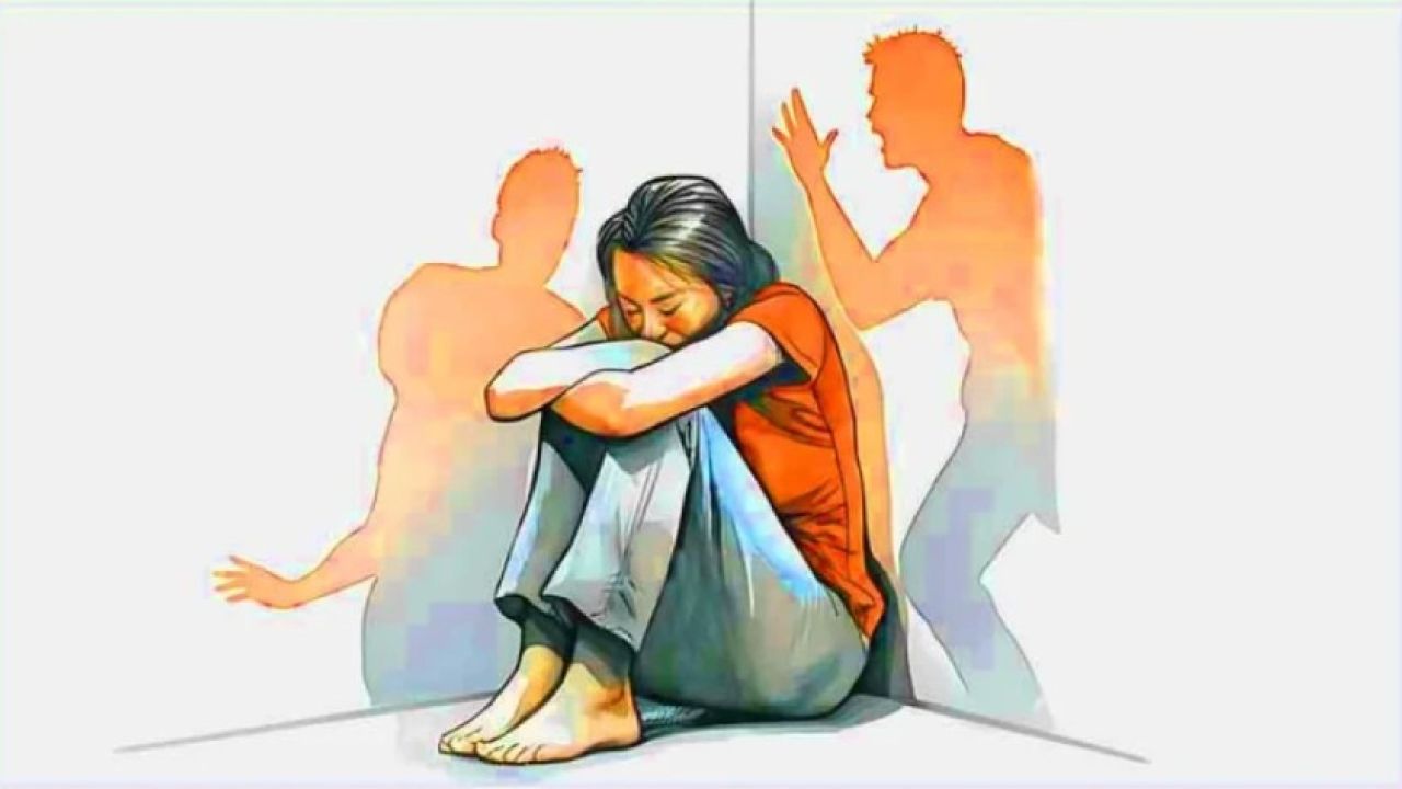 জুলাইয়ে কমেছে নারী নির্যাতন, বেড়েছে ধর্ষণ-আত্মহত্যা