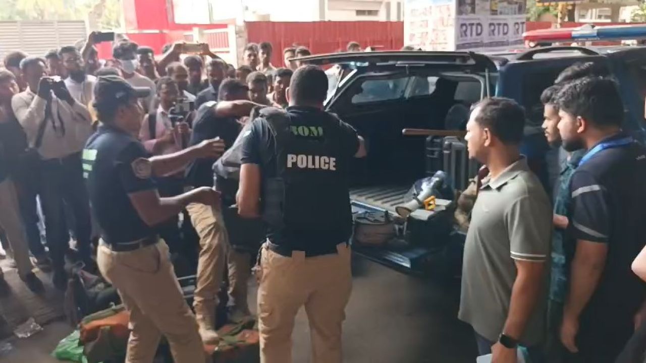 মেট্রো স্টেশন ঘিরে নাশকতা নাকি আতঙ্ক ছড়ানো