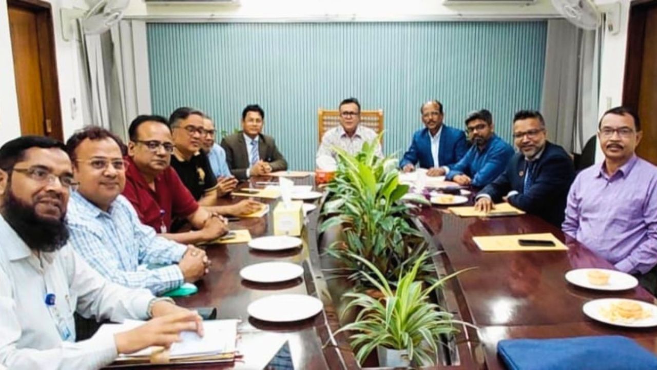 ৫ বছরে ২ কোটি গাছ লাগাবে জাতীয় বিশ্ববিদ্যালয়