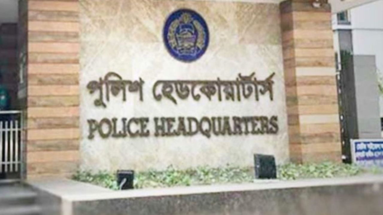 পুলিশের গাড়িতে হামলার শঙ্কা, দেশজুড়ে সর্বোচ্চ সতর্কতা