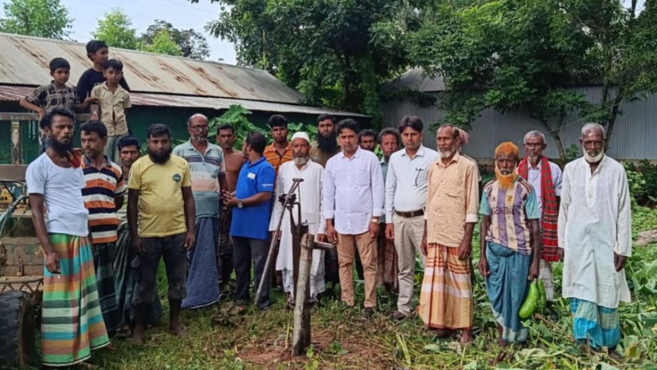 সুপেয় পানির ব্যবস্থা হওয়ায় খুশি মধুপুরবাসী