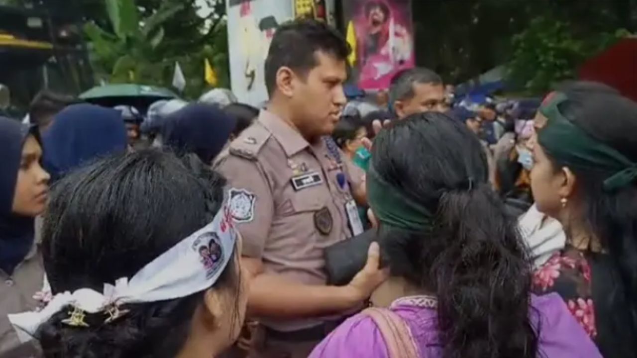 মন্ত্রণালয়ের আশ্বাসে শাহবাগ ছাড়লেন সুপারিশপ্রাপ্ত শিক্ষকরা