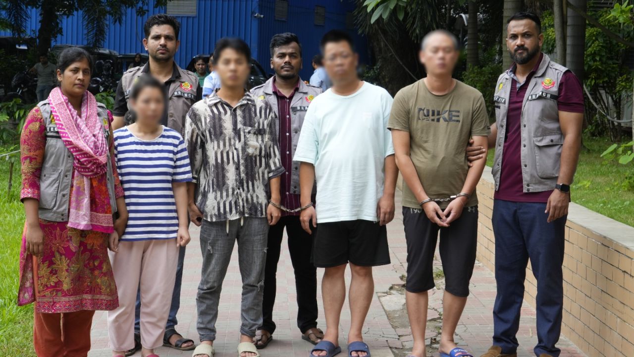 বসুন্ধরায় চীনা গ্যাংয়ের ‘গোপন ডেরা’, মাসে পাচার ২৫০ কোটি টাকা