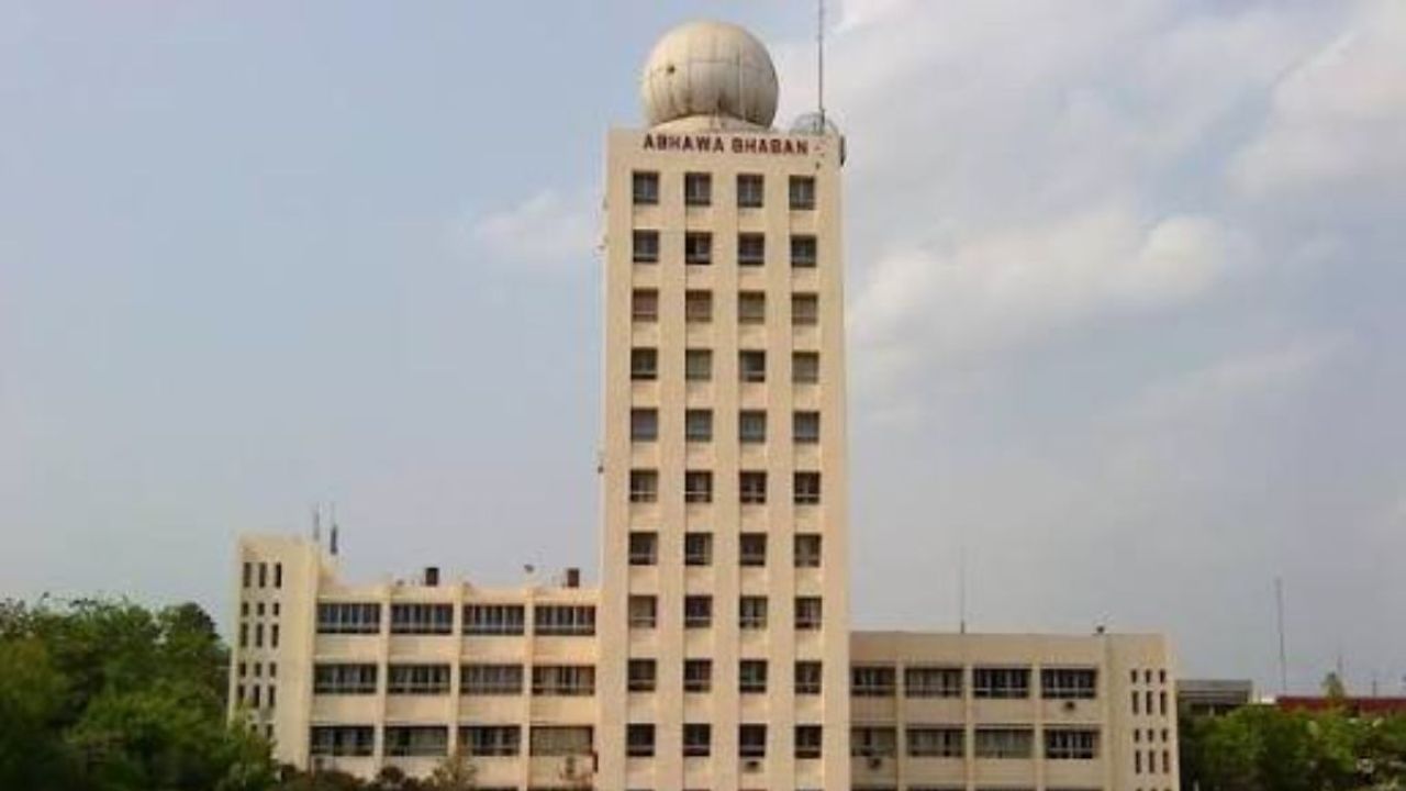 বৃষ্টির পর আসছে তীব্র গরম, হতে পারে বন্যাও