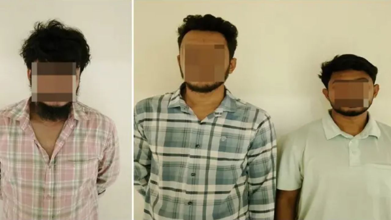 ডিজিটাল ফাঁকি দিয়ে ওয়াকিটকিতে যোগাযোগ, র‍্যাবের হাতে গ্রেফতার ৩
