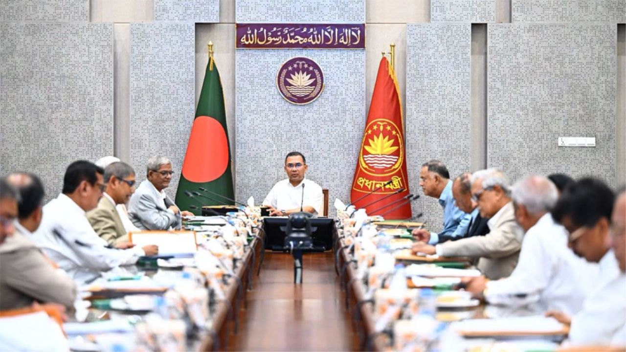 ৬ মাসের মাথায় মন্ত্রিসভায় রদবদল, আসতে পারে নতুন মুখ