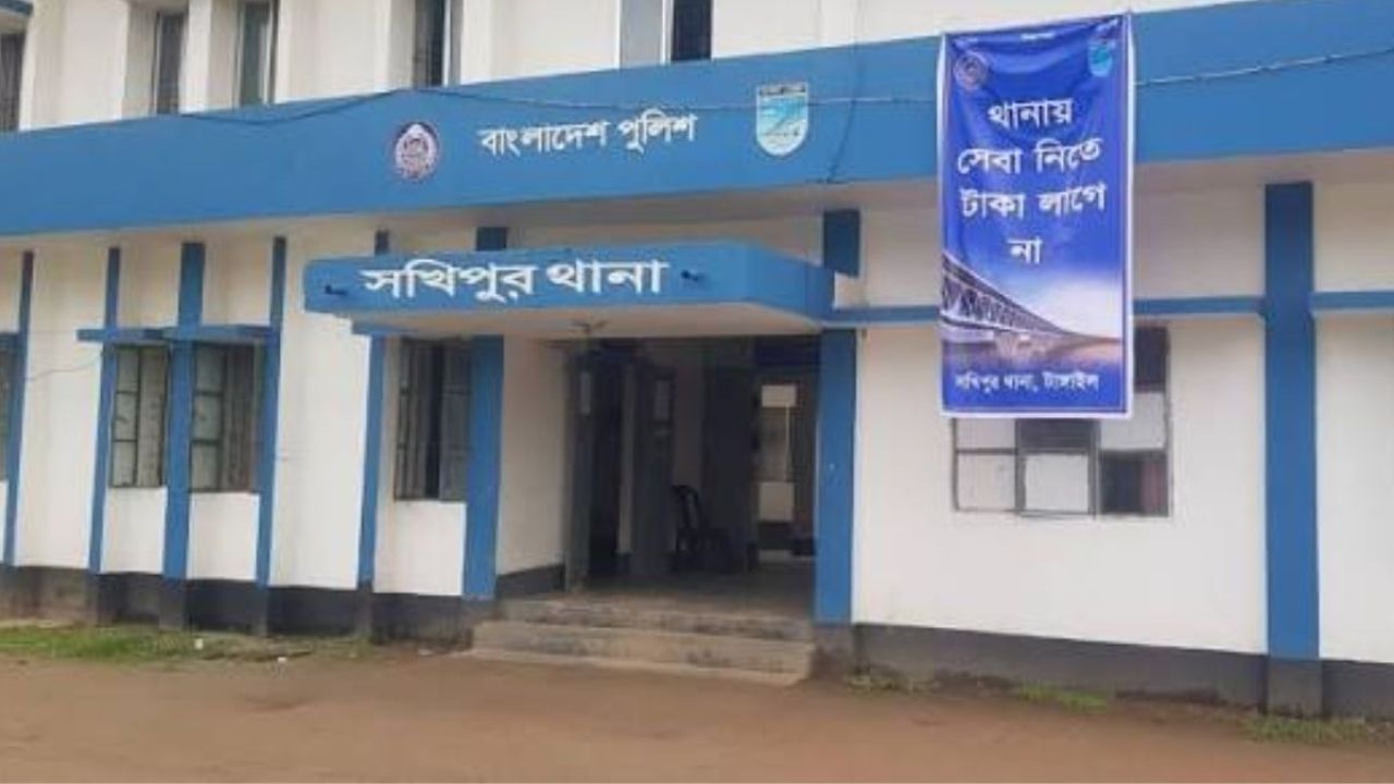 একটি অসাবধানতা কেড়ে নিল যুবকের প্রাণ