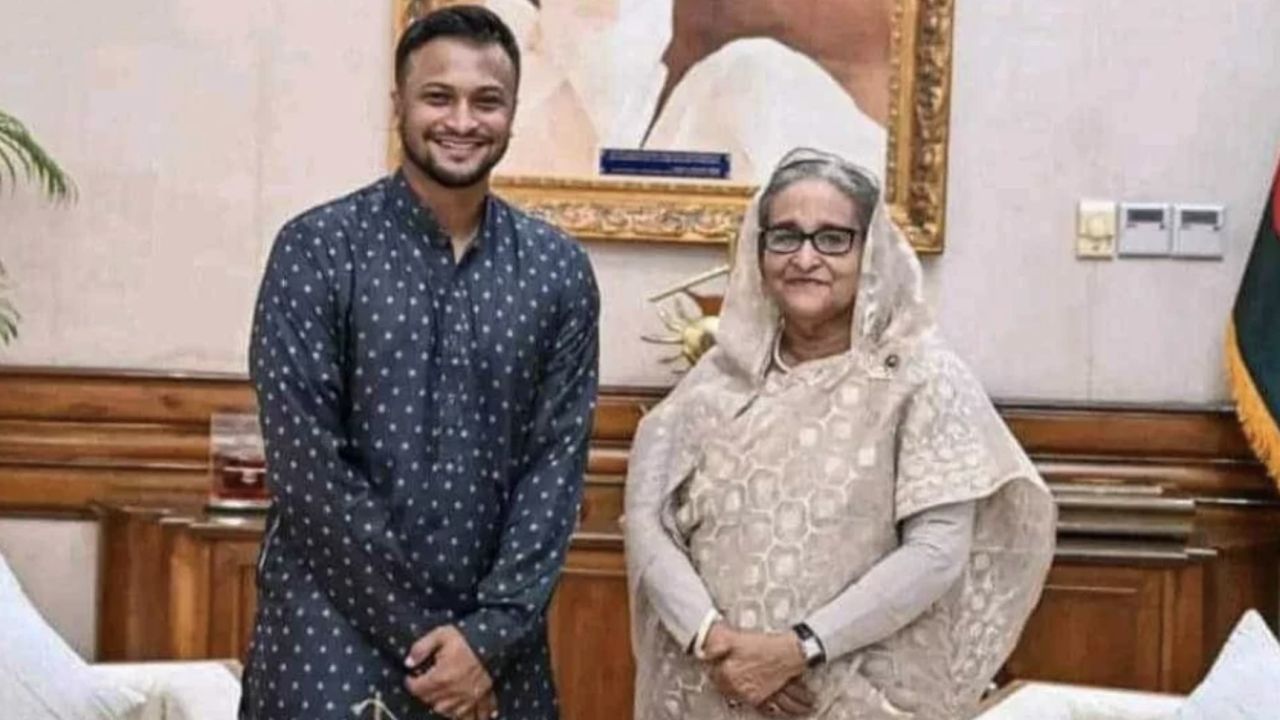 শেখ হাসিনার সঙ্গে দেশে ফিরতে চান সাকিব