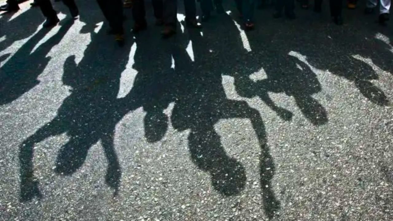 নেশার টাকা চেয়ে বাবা-মাকে নির্যাতন, ছেলের কারাদণ্ড