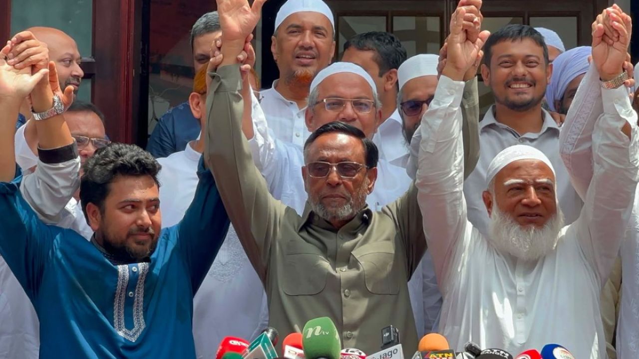 রাষ্ট্রপতি পদে ১১ দলের প্রার্থী কর্নেল অলি আহমদ