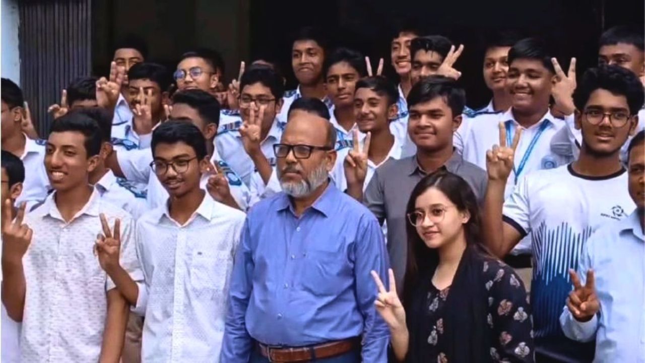 রাজশাহী বোর্ডে সাফল্যের শীর্ষে বগুড়া