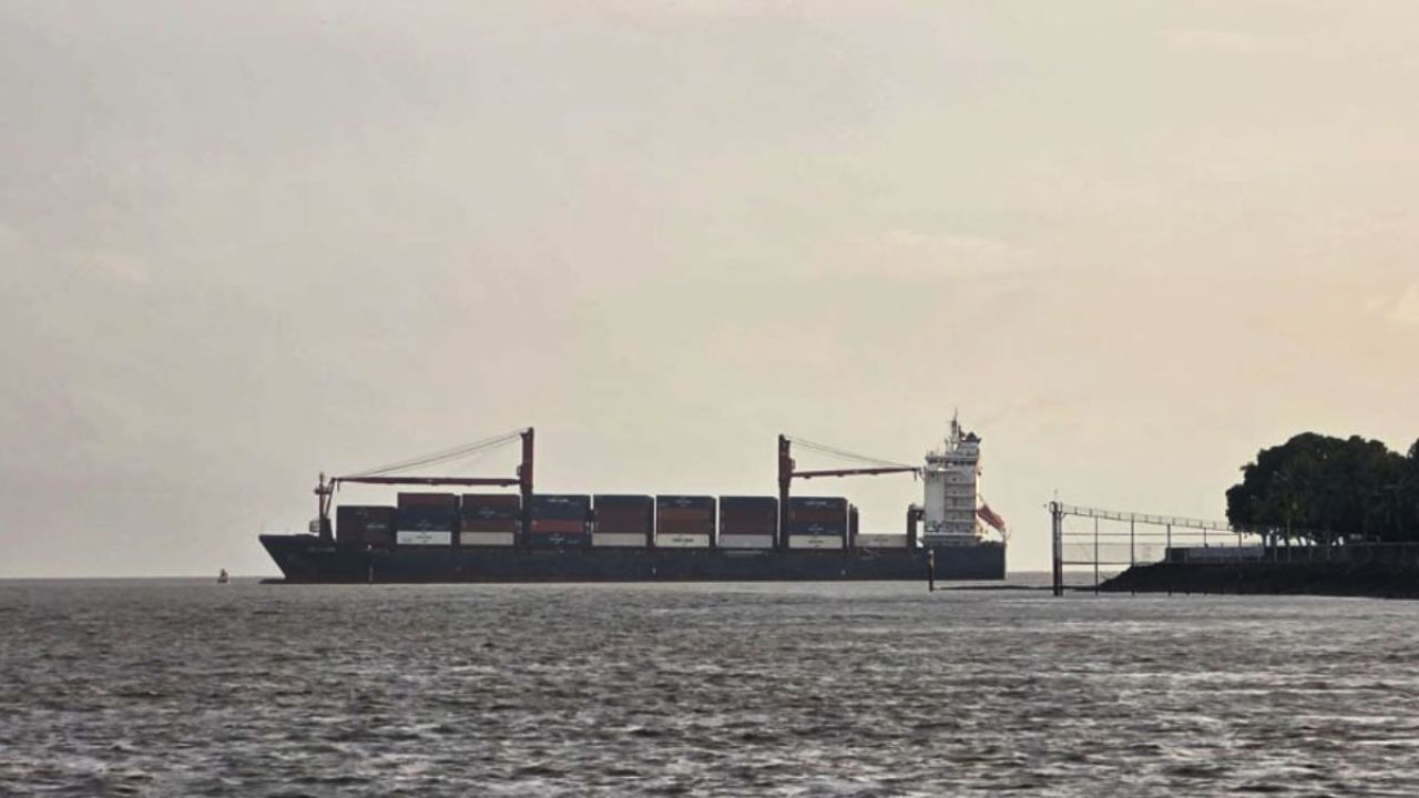  হঠকারিতার মাশুল: ১ কোটি ১৫ লাখ টাকা