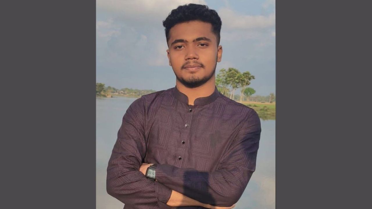 যশোর বোর্ডে দ্বিতীয় স্থান অর্জন: কে এই মেধাবী?