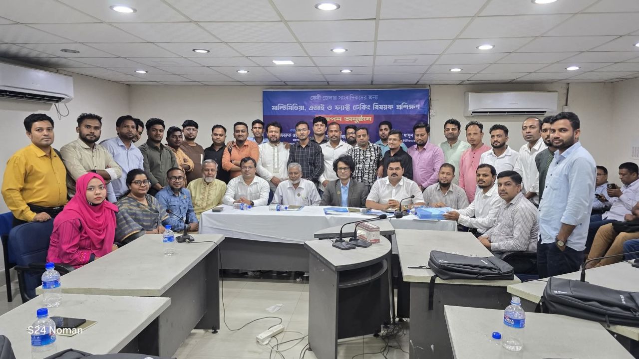 সাংবাদিককে গরিব রেখে স্বাধীন সাংবাদিকতা অসম্ভব: পিআইবি মহাপরিচালক