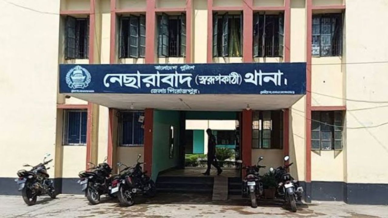 দীর্ঘ আত্মগোপন শেষে পুলিশের জালে ছাত্রলীগ নেতা