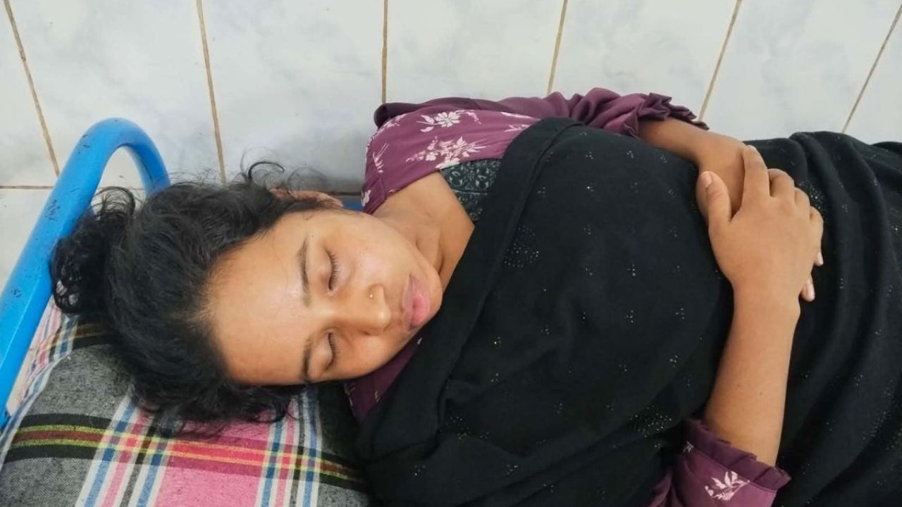 চুনারুঘাটে সরকারি কর্মচারীকে আটকে রেখে মারধর