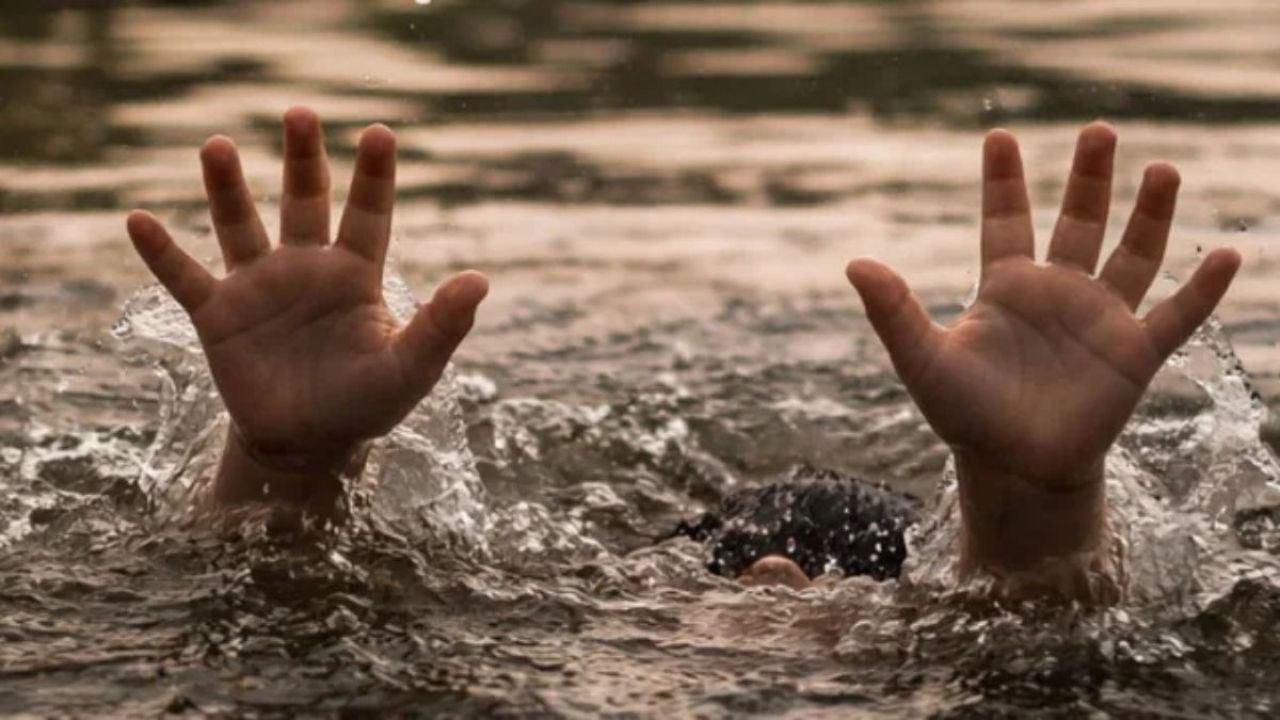 নানাবাড়িতে বেড়াতে এসে পানিতে ডুবে শিশুর মৃত্যু