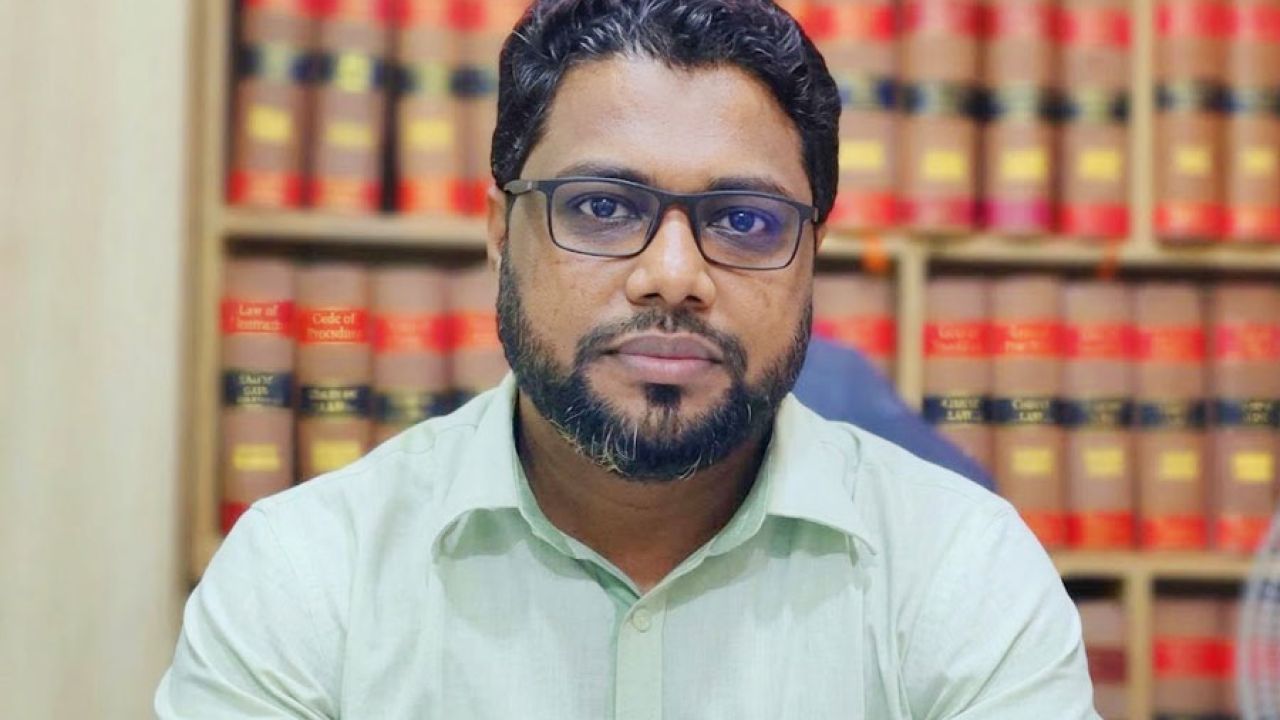 ব্যক্তিগত কারণ দেখিয়ে সহকারী অ্যাটর্নি জেনারেলের পদত্যাগ