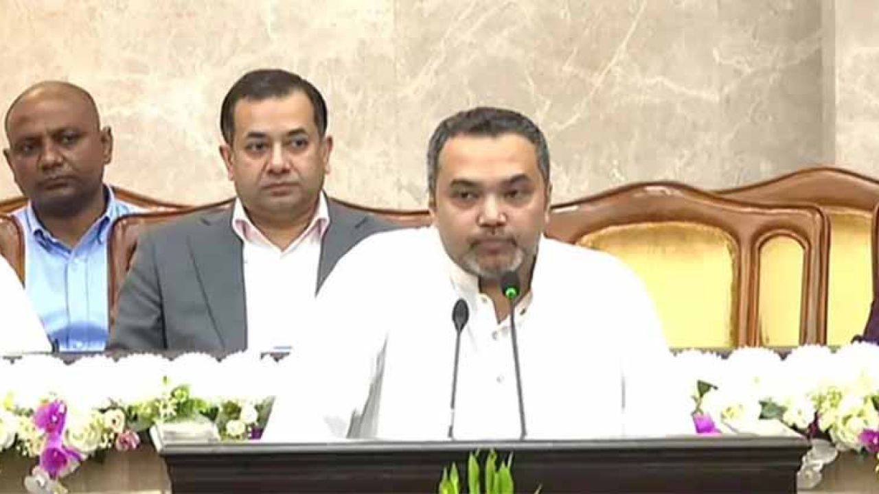 ১৮০ দিনে নতজানু পররাষ্ট্রনীতির অবসান