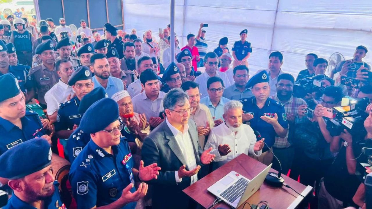 মহাসড়কে এআই নির্ভর জরিমানা ব্যবস্থা চালু, চাঁদাবাজি বন্ধের আশা স্বরাষ্ট্রমন্ত্রীর