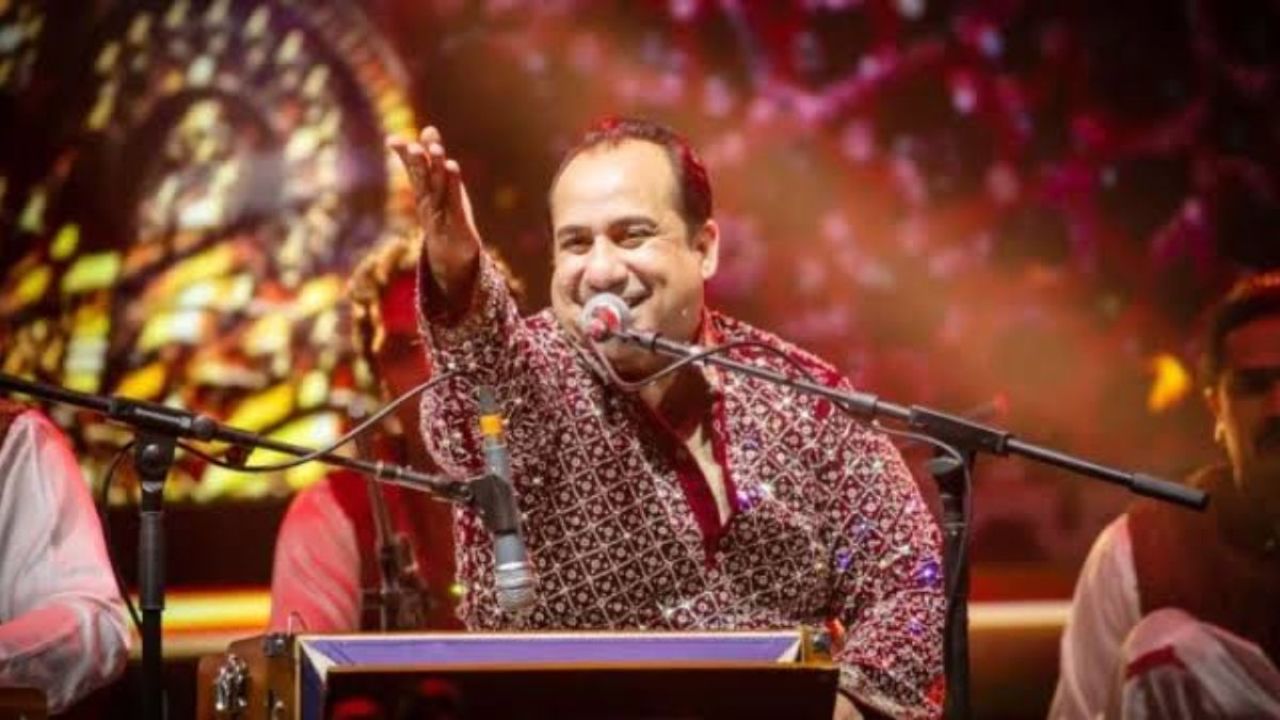 মাজারে গান গেয়ে তুমুল বিতর্কে রাহাত ফতেহ আলী খান