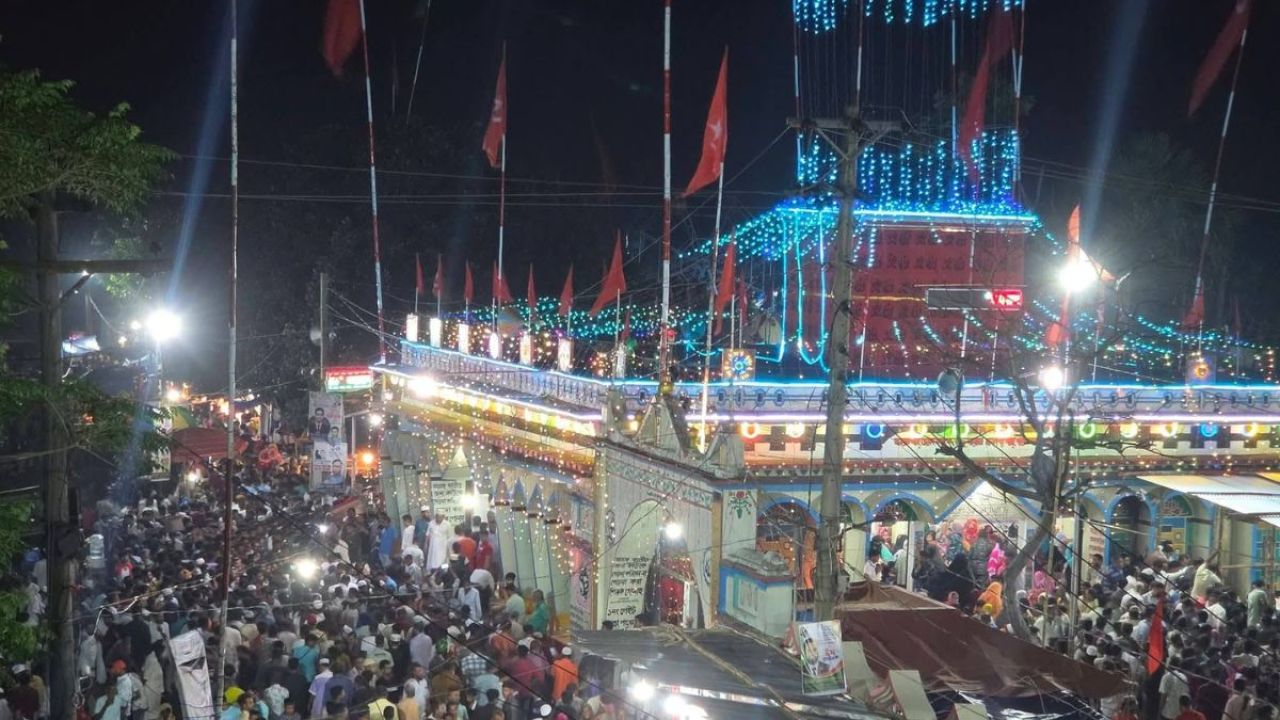 খড়মপুর মাজারে সাত দিনেই মিলল কোটি টাকা