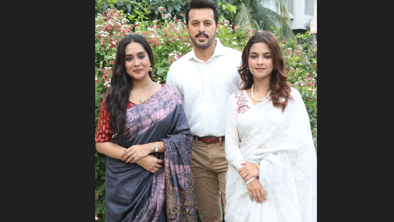 চয়নিকার বিশেষ নাটক ‘বিষণ্ণ মেঘ’
