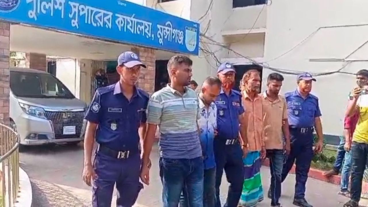 আসল ডিবির জালে ধরা নকল ৪ ডিবি