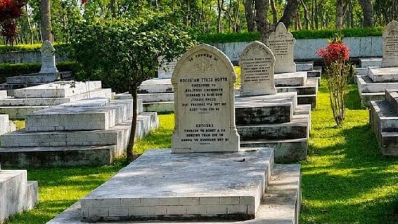 বৃটিশ ঐতিহ্যের বিস্ময়কর সাক্ষী শ্রীমঙ্গলের ডিনস্টন সিমেট্রি