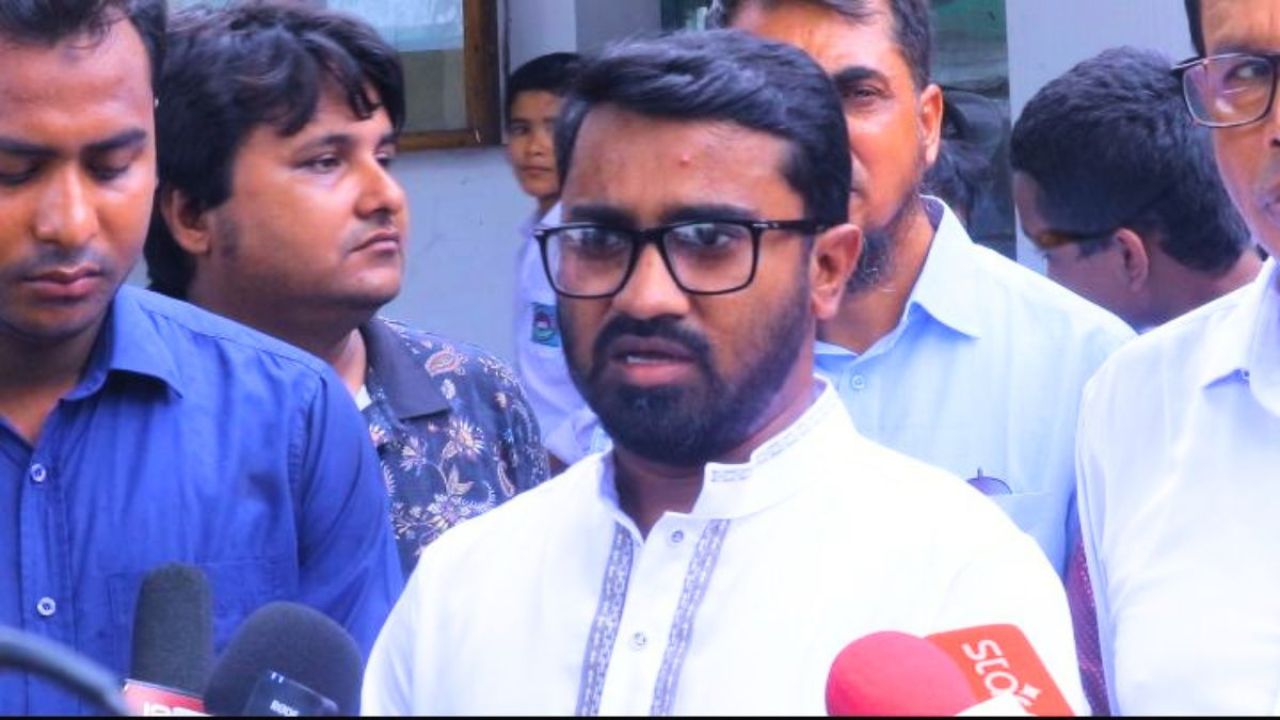 ১৮ বছরের লুটপাট ও অব্যবস্থাপনায় বর্তমান জ্বালানি সংকট : রাশেদ খাঁন