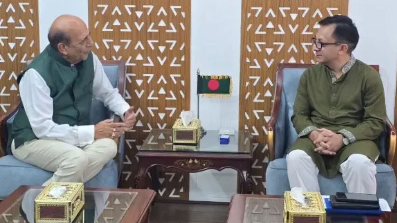 টানাপোড়েন ছাপিয়ে কি এগোবে ঢাকা-দিল্লি অর্থনৈতিক সম্পর্ক