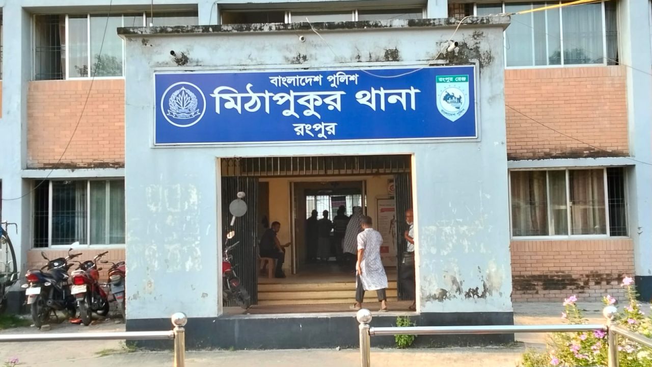 মাদ্রাসা শিক্ষকের বিরুদ্ধে ছাত্রকে বলাৎকারের অভিযোগ