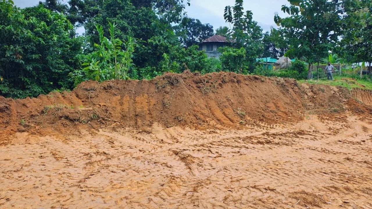 দীঘিনালায় দিনে-দুপুরে পাহাড় ধ্বংসের মহোৎসব