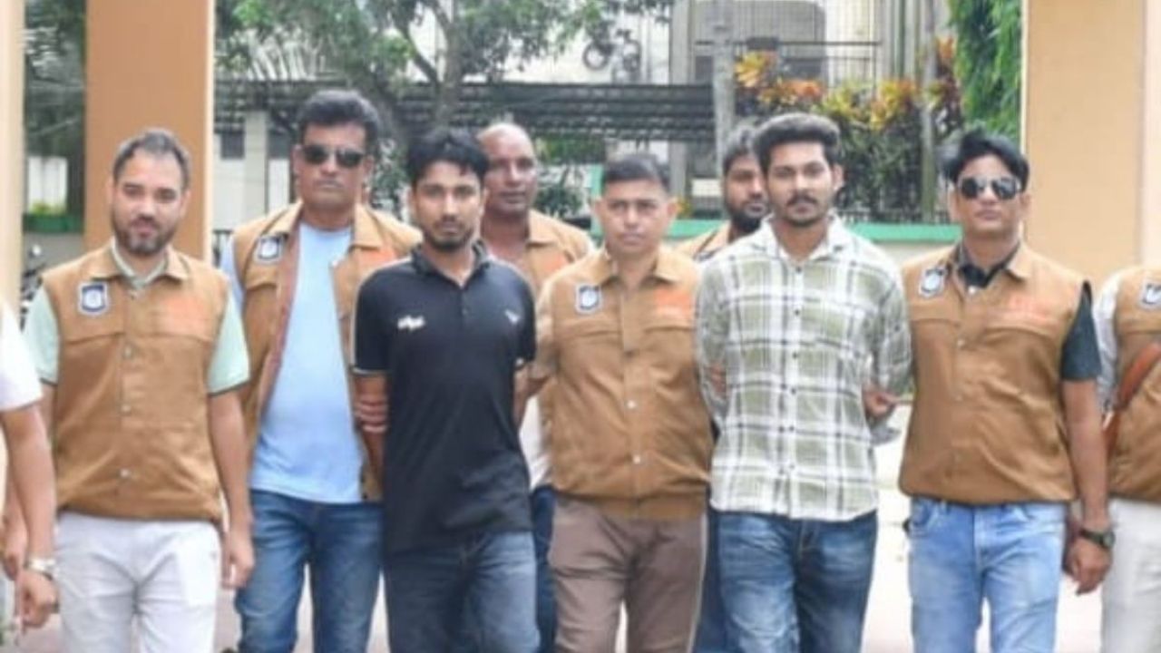 কিশোর গ্যাং লিডারের ঘরে মিলল আগ্নেয়াস্ত্র