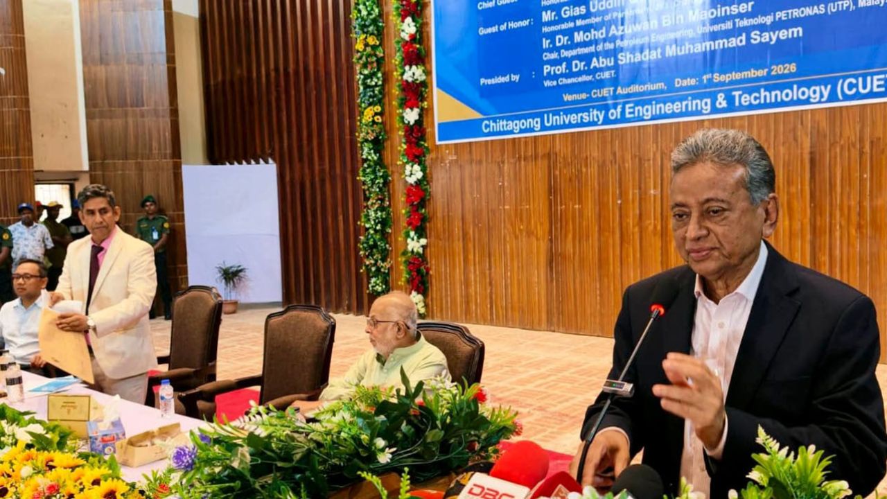 গবেষণা-উদ্ভাবন ছাড়া বৈশ্বিক র‍্যাঙ্কিংয়ে উন্নয়ন সম্ভব নয় : আমির খসরু