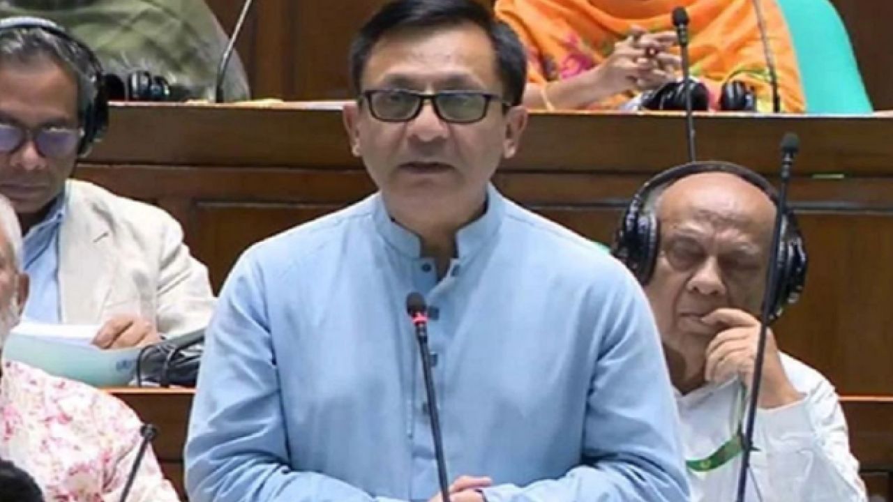 তিন বছরে বন্ধ ৪ শতাধিক গার্মেন্টস: বাণিজ্যমন্ত্রী 