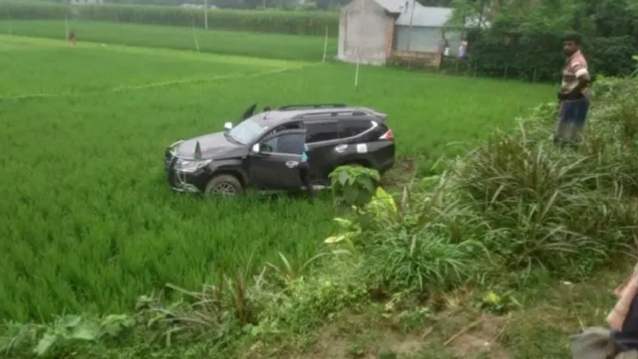 বগুড়ায় প্রতিমন্ত্রীর গাড়ির ধাক্কায় চিকিৎসাধীন বৃদ্ধার মৃত্যু